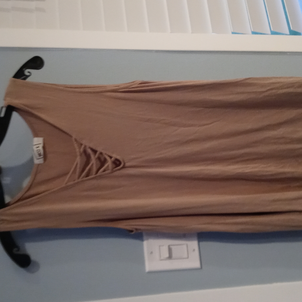 Nude Beige top size large $$$$